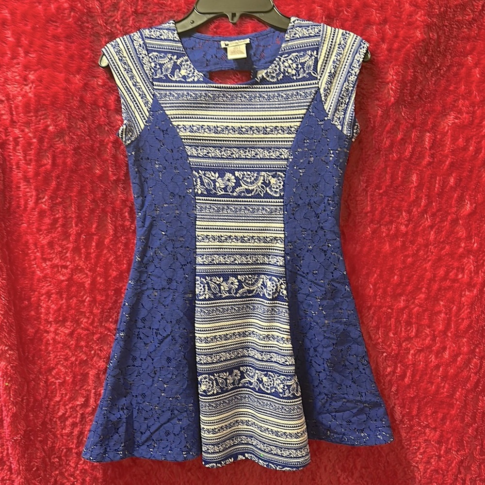 Blue and White lace dress with keyhole back